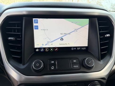 Used 2023 GMC Acadia SLT image 27