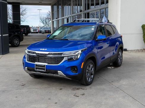Certified 2024 Kia Seltos S image 3