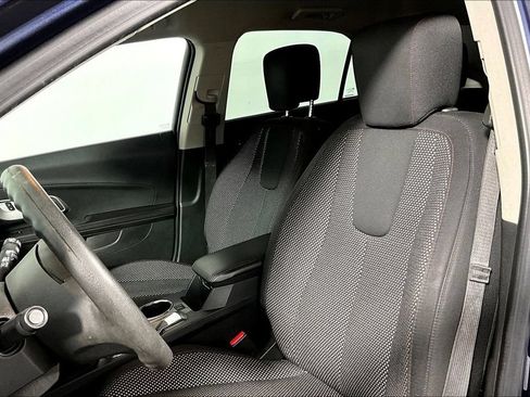 Used 2017 Chevrolet Equinox LS FWD image 25