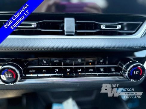 New 2026 Chevrolet Equinox LT w/ Convenience Package II FWD image 20