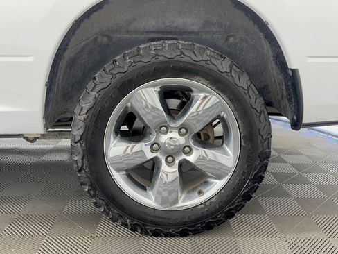 Used 2019 RAM 1500 Lone Star AWD/4WD image 13