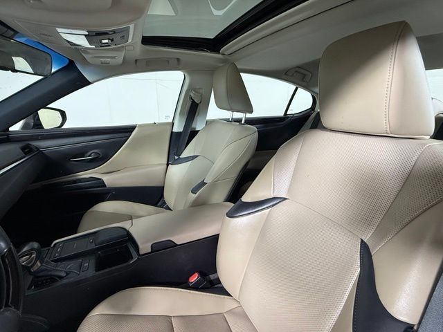 Used 2020 Lexus ES 350 w/ Premium Package FWD image 16