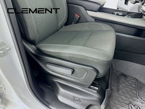 Used 2023 RAM 1500 Big Horn image 32