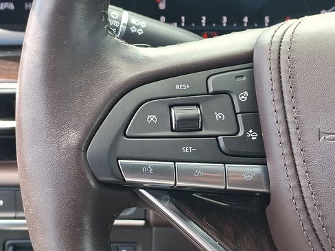 Certified 2024 Cadillac Escalade Premium Luxury Platinum AWD/4WD image 27