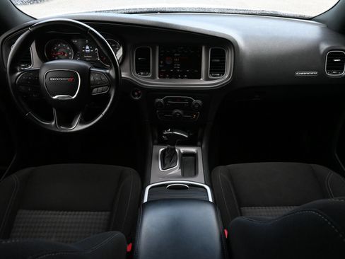 Used 2023 Dodge Charger SXT RWD image 5