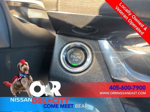 Used 2025 Buick Envista Sport Touring image 25