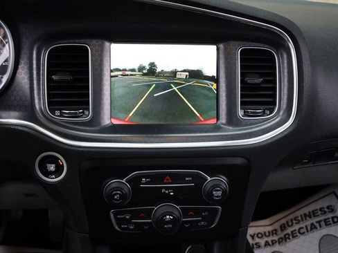 Used 2016 Dodge Charger SXT w/ Navigation & Travel Group image 39