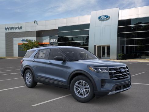 New 2026 Ford Explorer Active AWD/4WD image 7