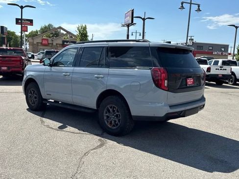 Used 2025 Ford Expedition Tremor AWD/4WD image 4