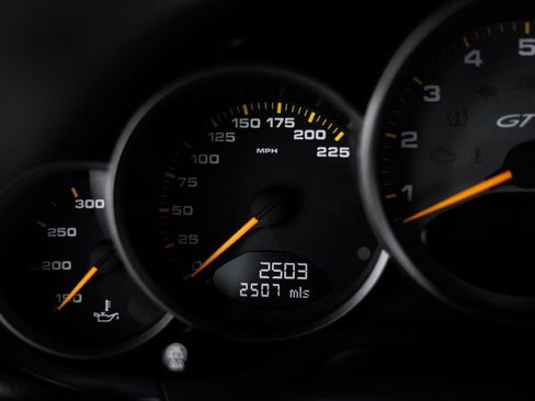 Used 2010 Porsche 911 GT3 image 19