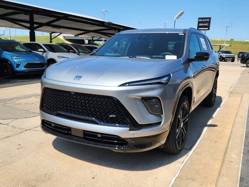 New 2026 Buick Enclave Sport Touring w/ Super Cruise Package image 8