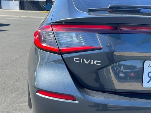 Used 2023 Honda Civic EX-L image 11