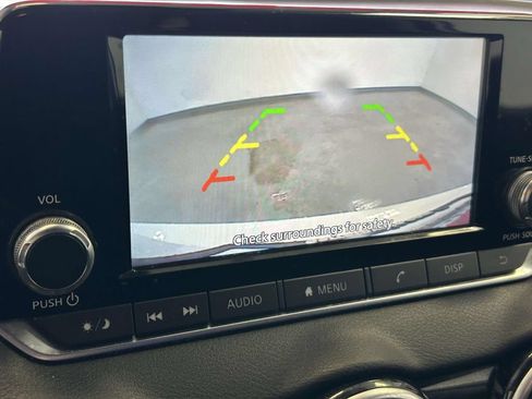 Used 2024 Nissan Sentra S FWD image 25