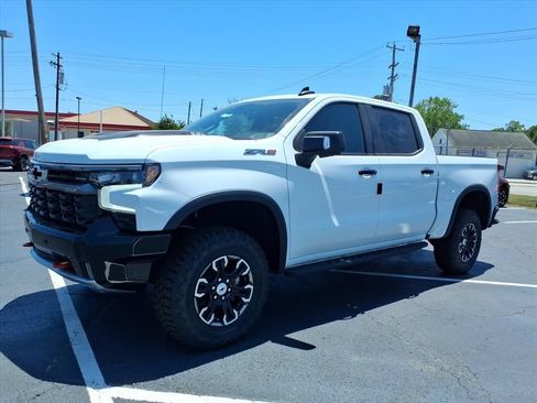 New 2026 Chevrolet Silverado 1500 ZR2 AWD/4WD image 8