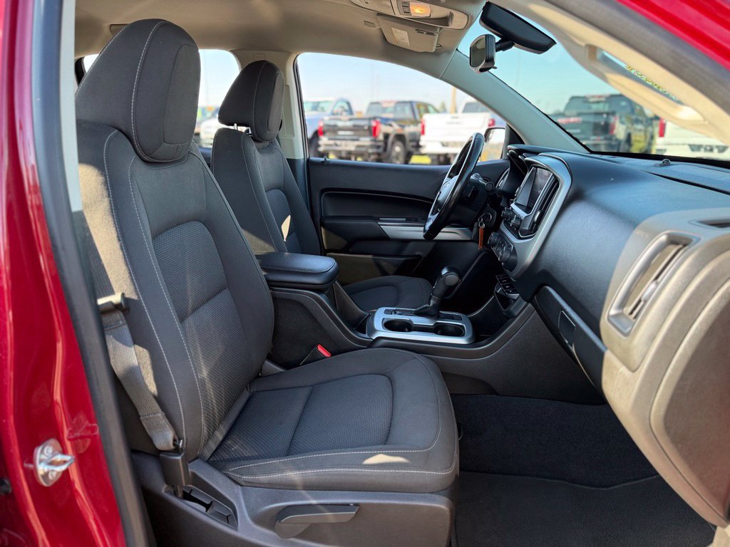 Used 2019 Chevrolet Colorado LT w/ LT Convenience Package AWD/4WD image 13