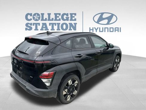 Used 2024 Hyundai Kona SEL AWD/4WD image 6