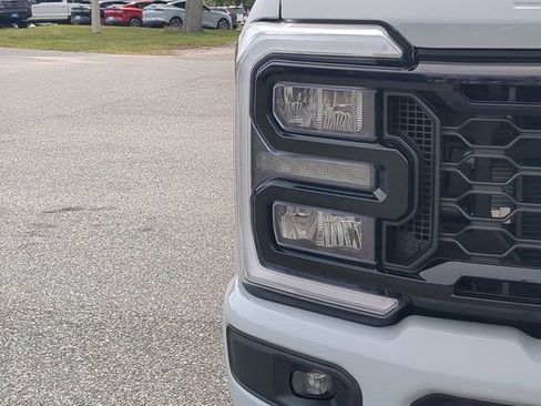 New 2026 Ford F350 Lariat w/ Black Appearance Package image 28