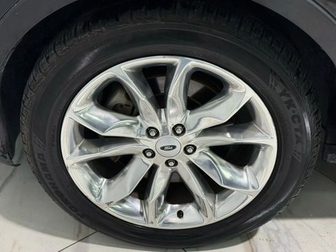 Used 2013 Ford Explorer XLT image 35