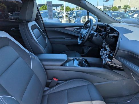 Used 2024 Chevrolet Blazer EV LT AWD/4WD image 32
