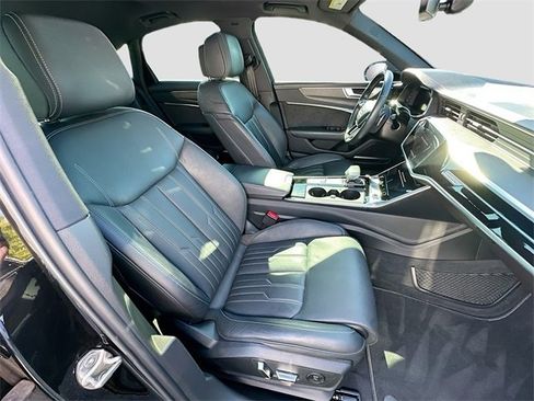 Used 2021 Audi S6 Premium Plus w/ S Sport Package image 26