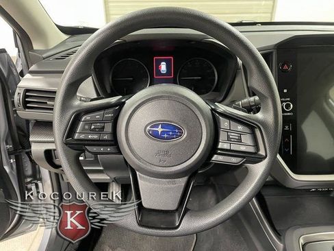 Used 2025 Subaru Crosstrek 2.0i Premium image 13