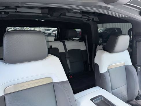 Used 2024 GMC Hummer EV 3X AWD/4WD image 34