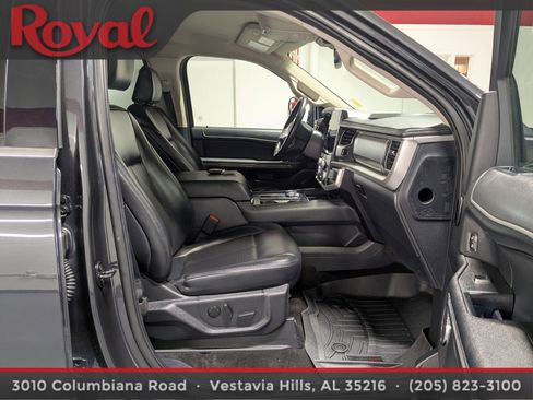 Used 2022 Ford Expedition XLT image 8