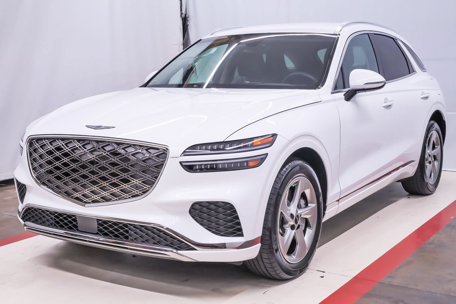 Certified 2026 Genesis GV70 2.5T AWD/4WD image 1