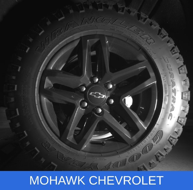 Used 2023 Chevrolet Silverado 1500 LT Trail Boss w/ LT Trail Boss Premium Package AWD/4WD image 25