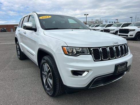 Used 2021 Jeep Grand Cherokee Limited w/ Luxury Group II AWD/4WD image 3