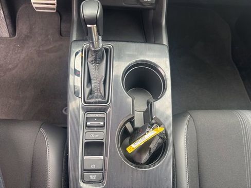 Used 2023 Honda Civic Sport image 19