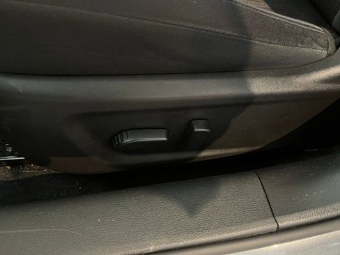 Used 2025 Nissan Altima 2.5 SV image 23