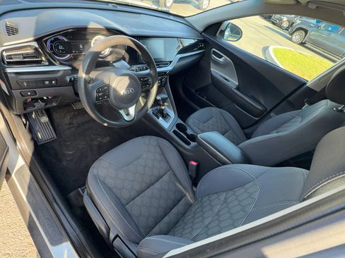 Used 2020 Kia Niro LX FWD image 12