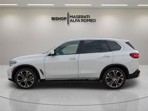 Used 2023 BMW X5 sDrive40i w/ Premium Package image 4