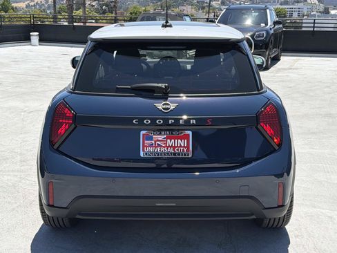 New 2026 MINI Cooper S FWD image 4