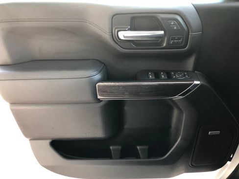 Used 2019 Chevrolet Silverado 1500 LTZ w/ LTZ Premium Package AWD/4WD image 37