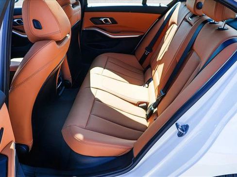 Certified 2025 BMW 330i xDrive 330i xDrive w/ Convenience Package image 20