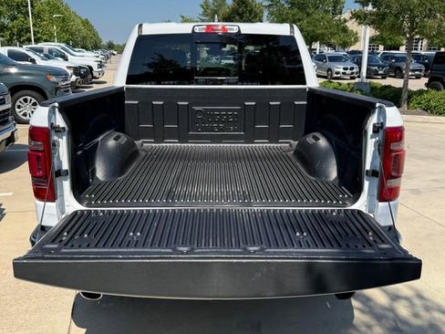 Used 2020 RAM 1500 Laramie w/ Off Road Group AWD/4WD image 24