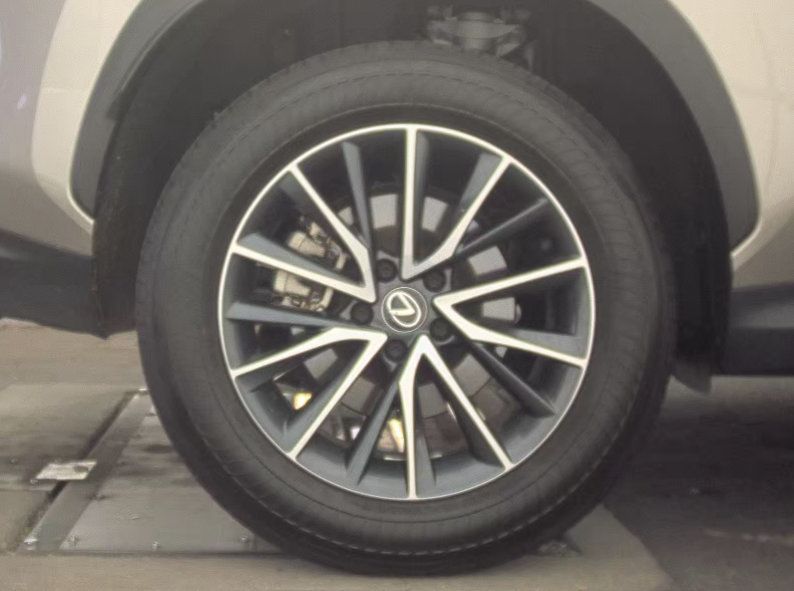 Used 2025 Lexus NX 250 FWD w/ Accessory Package (K3) image 9