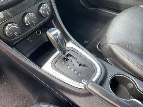 Used 2014 Chrysler 200 Limited w/ Sun/Sound Group image 21