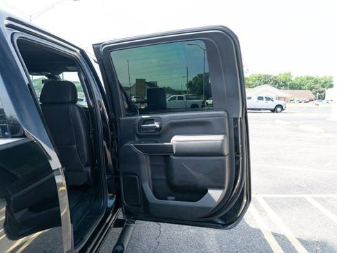 Used 2022 GMC Sierra 2500 AT4 w/ AT4 Preferred Package AWD/4WD image 13
