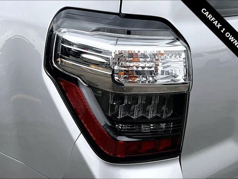 Used 2023 Toyota 4Runner Limited image 22