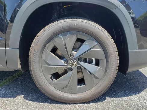 New 2026 Volkswagen Taos S FWD image 12