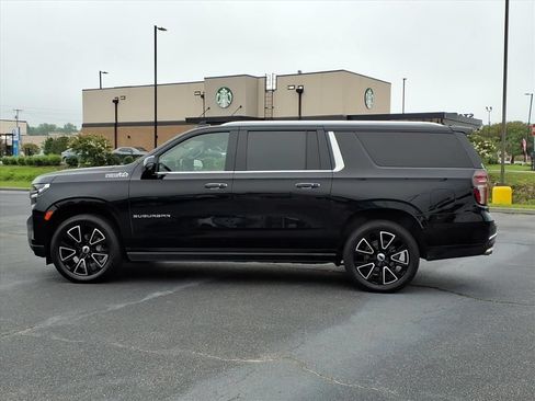 Used 2021 Chevrolet Suburban High Country w/ Premium Package AWD/4WD image 18