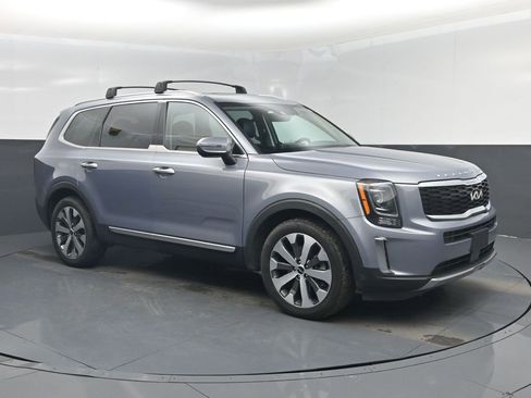 Certified 2022 Kia Telluride S image 1