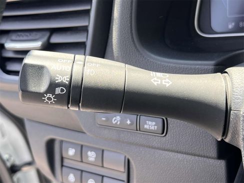 Used 2022 Nissan Leaf SL Plus image 24