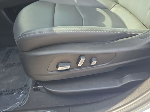 Used 2022 Cadillac XT5 Premium Luxury FWD image 21