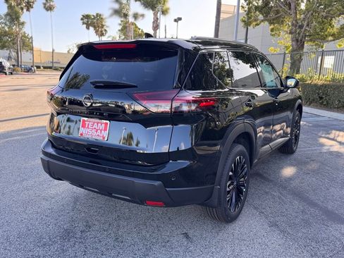 New 2026 Nissan Rogue SV FWD image 7