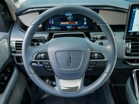 Used 2024 Lincoln Navigator Black Label image 29