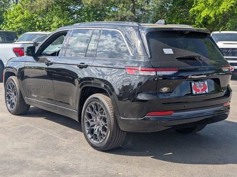 Certified 2026 Jeep Grand Cherokee Summit AWD/4WD image 5